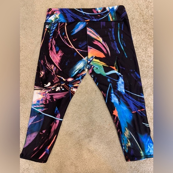 Fabletics Powerhold Leggings - Picture 2 of 5